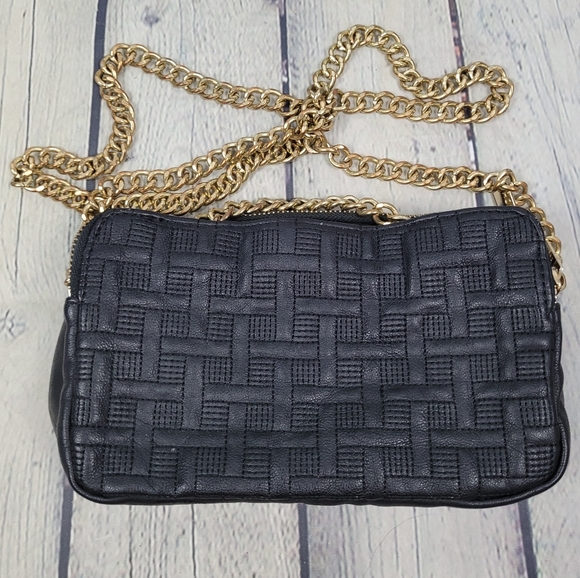 BIG BUDDHA | faux leather woven stitch design convertible gold chain strap purse - Picture 2 of 14